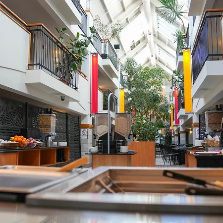 Hotel Lindbergh Par Jaro-2