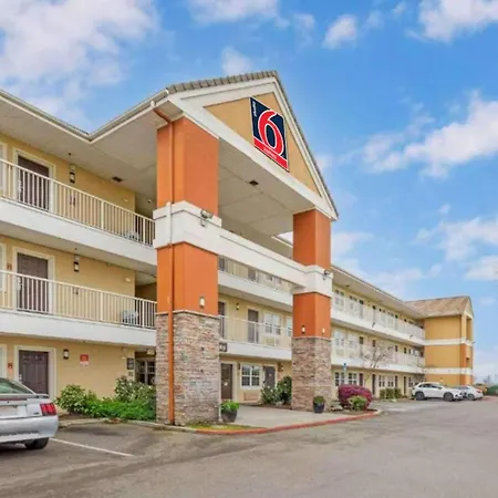 Studio 6 Suites Sacramento Northgate Ca-2