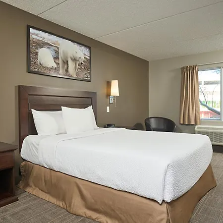 Canad Inns Destination Centre Club Regent Casino Hotel-3