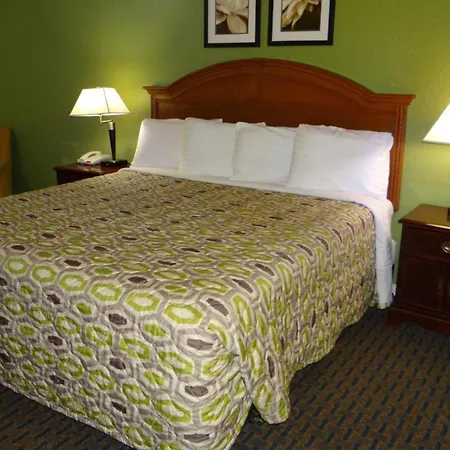 Regency Inn & Suites Houston East I 10-2