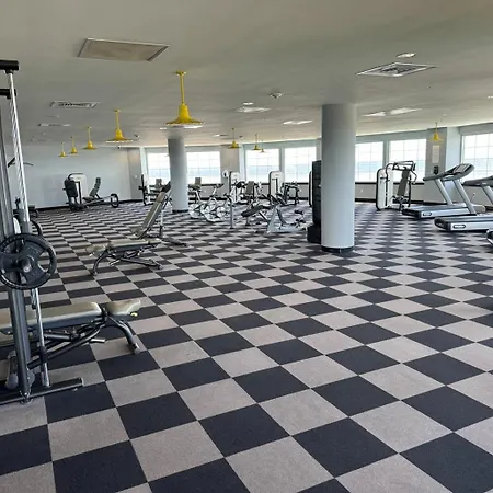 Xl Terrace, Lazy River, I-O Pools, Game Room, Spa, Beach, Luxury 2-2 Penthouse!-3
