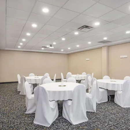 Quality Inn & Suites-2