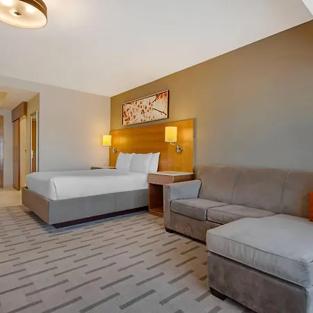 Radisson Hotel & Conference Centre Calgary Airport-2