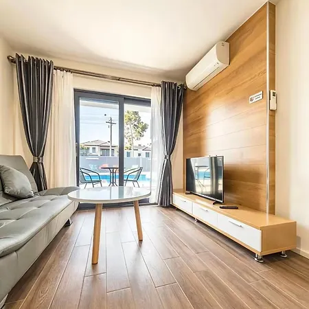 Batavia Apartments-3