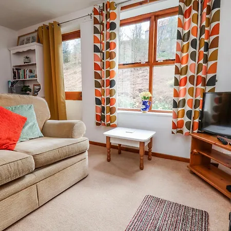 Waterside Cottage-2