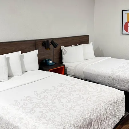 Motel 6 Classic Galveston, Tx Beach-Seawall-3