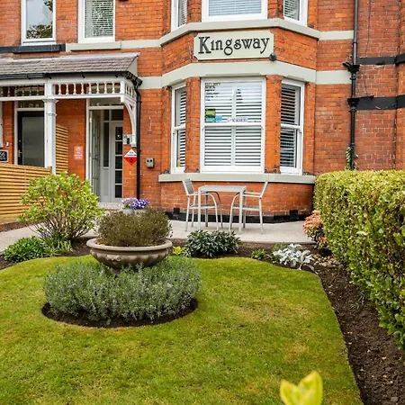 Kingsway Guesthouse - A Selection Of Single, Double And Family Rooms In A Central Location-2