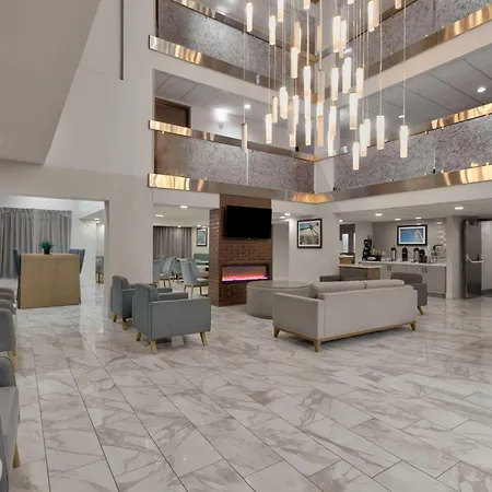 La Quinta By Wyndham Dallas I-35 Walnut Hill Ln-2