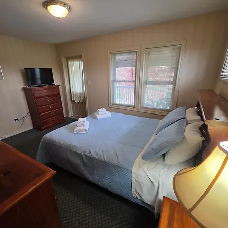 Rainbow Bed & Breakfast-2