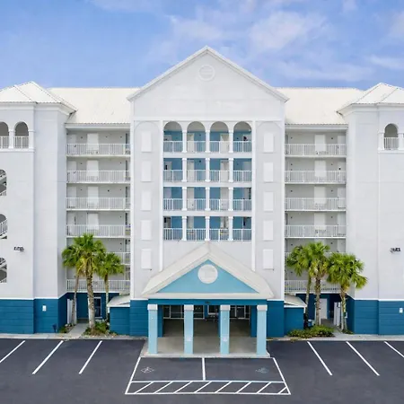 Palm & Tide Beachfront Hotel-2