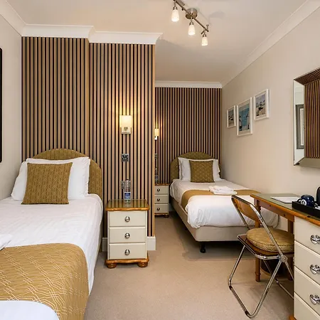 Riviera Lodge Hotel-2
