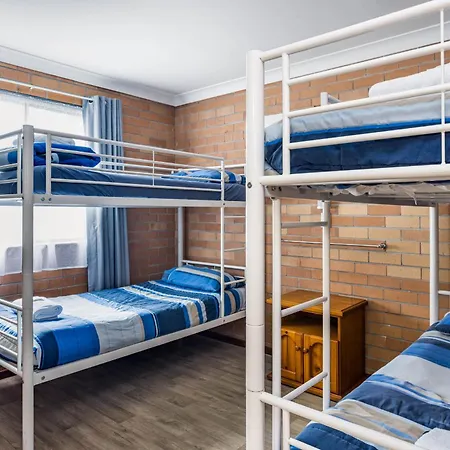 Emu Beach Chalets-3