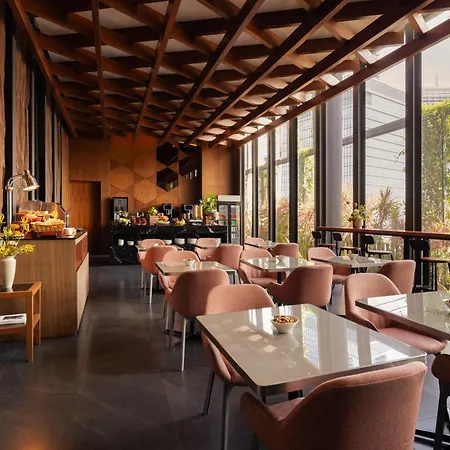 Oasia Hotel Downtown, Singapore By Far East Hospitality-2