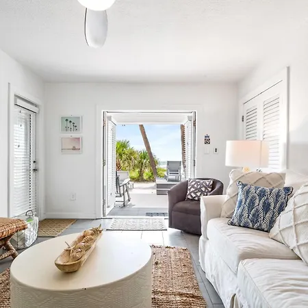 3 Palms Retreat-2