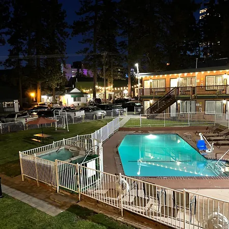 Cedar Inn & Suites-2