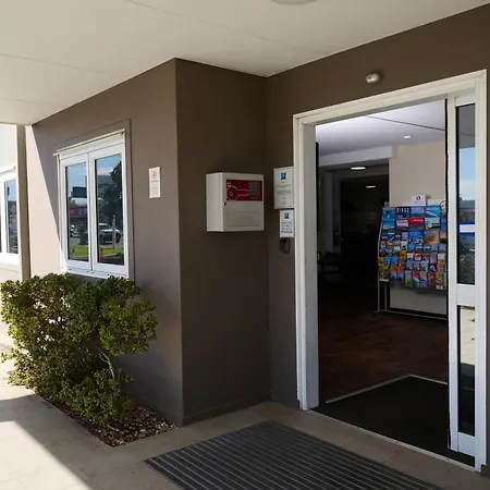 Ibis Budget Perth Airport-2
