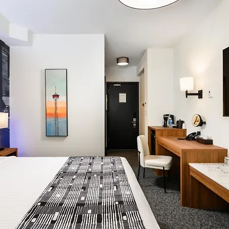 Acclaim Hotel By Clique-2