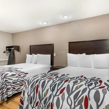 Red Roof Inn North Dallas - Park Central-3