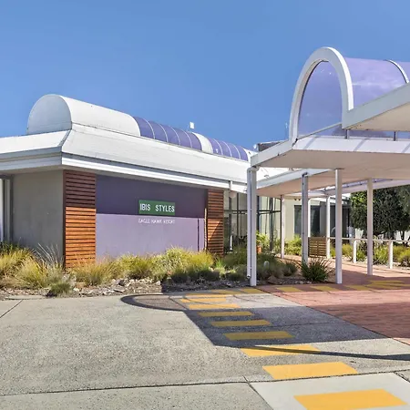 Ibis Styles Canberra Eagle Hawk-2