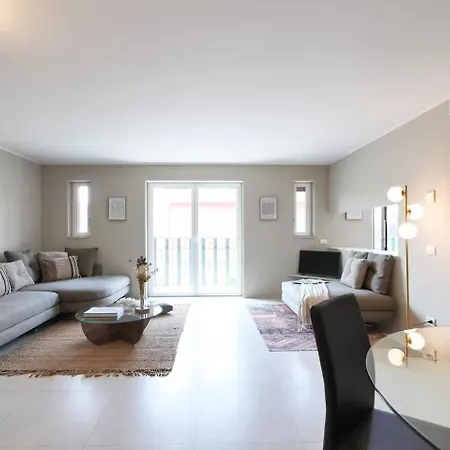 Elegant Apartment Near Pantheon-2
