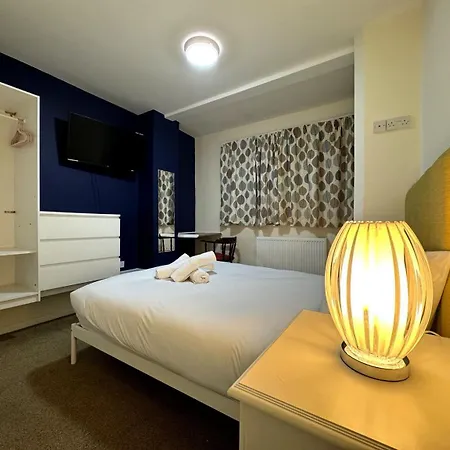 Crofton House Hotel-3