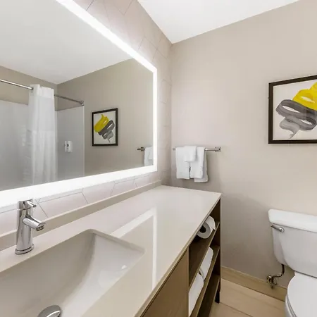 Comfort Inn & Suites Oklahoma City North - Quail Springs-3