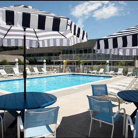 Cape Harbor Motor Inn-2