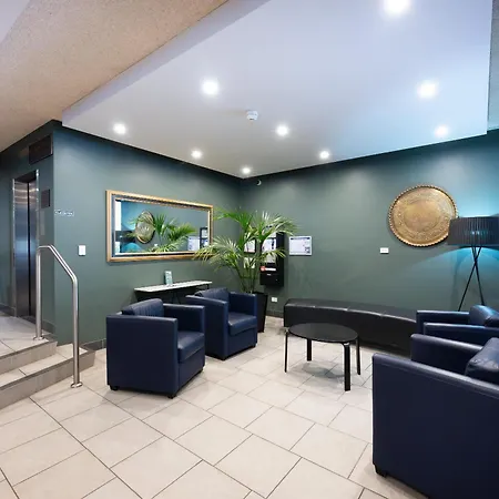 Belconnen Way Hotel & Serviced Apartments-2