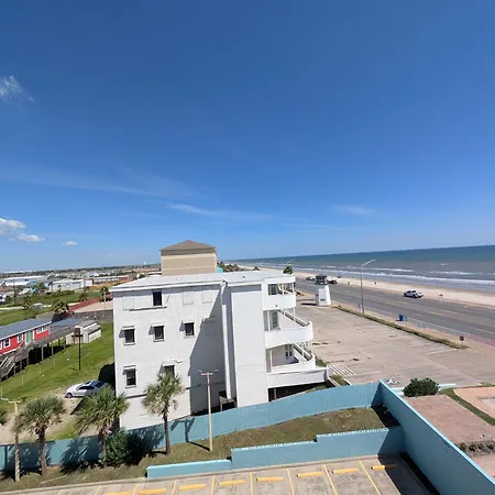 Holiday Inn Express & Suites Galveston West-Seawall By Ihg-2