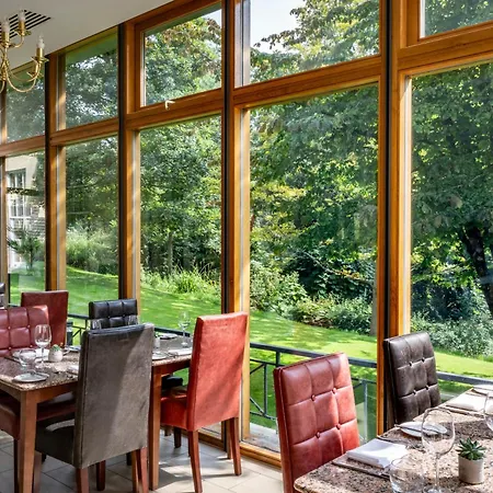 Bailbrook House Hotel, Bath-3