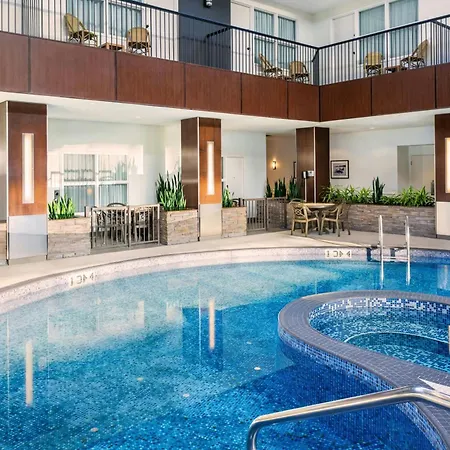 Delta Hotels By Marriott Calgary South-3