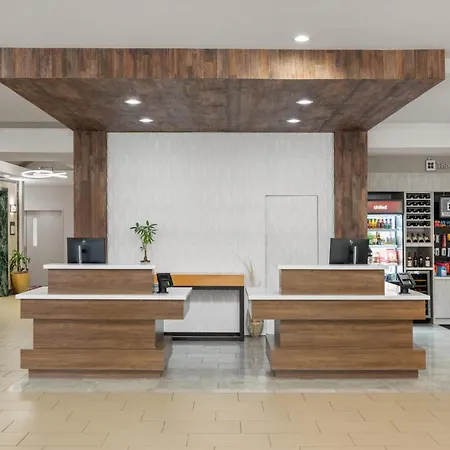 Hilton Garden Inn Portland Airport-3