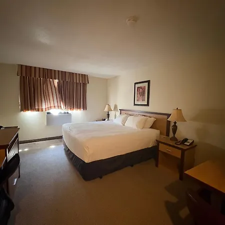 Park West Inn-3