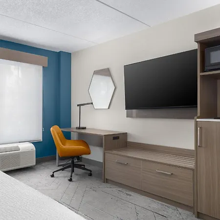Holiday Inn Express & Suites Memphis East By Ihg-2