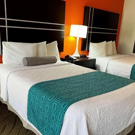 Howard Johnson By Wyndham Houston Heights/Downtown-3