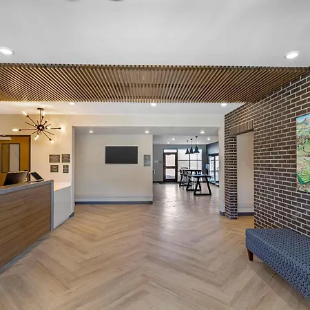 Extended Stay America Premier Suites - Denver International Airport-2