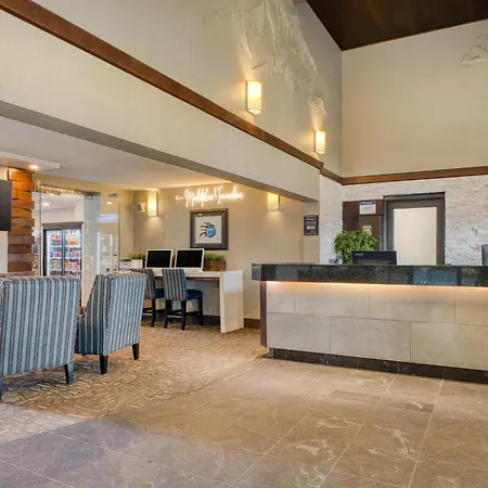 Best Western Plus City Centre Inn-3