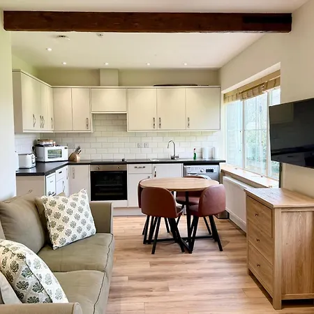 Knowlton Properties-3