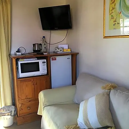 Rosemoore Bed & Breakfast-2