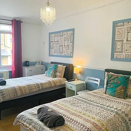 Circle Guest House Bed Only-2