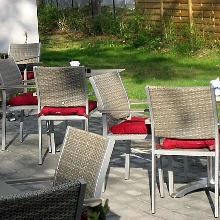 Hotel Ambassador-Berlin Gruenau-3