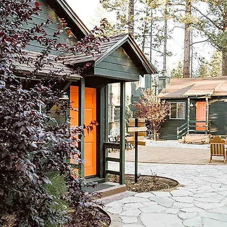 Noon Lodge-2