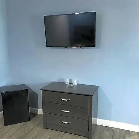 Empire Inn-2