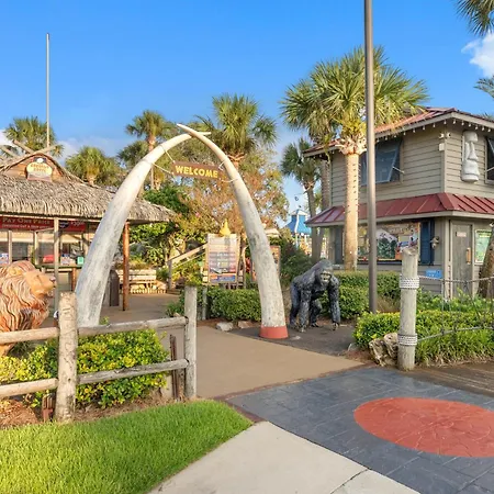 Luxury Gulf Front Property! Directly On The Beach! Sleeps 15!-3
