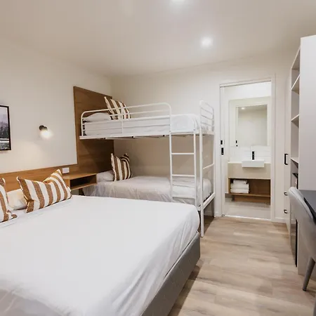Coomera Lodge Hotel-2
