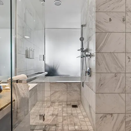 Stripviewsuites At Palms Place-2