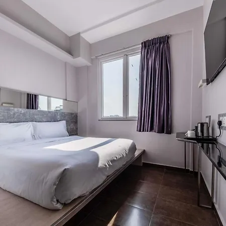 Ibis Budget Singapore Vanda-2
