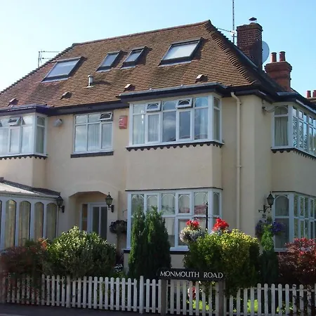 Cornerways Guest House-2