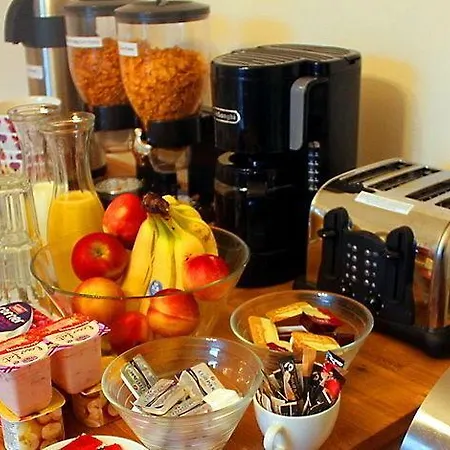 Edinburgh Holiday Guest House-3