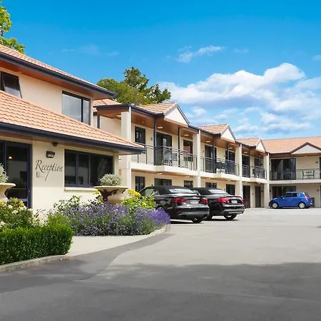 Randolph Motel Apartments-3